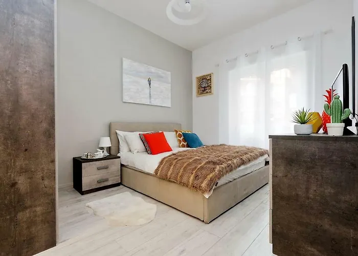 Vaticano Terrace: Brand New 2 Bedrooms 2 Bathrooms דירה
